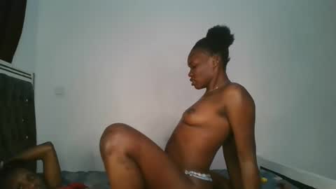 chyna_baibe online show from November 2025 01:04:01 AM