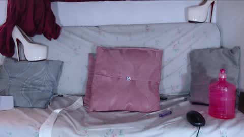 cicimom online show from December 2024 10:01:02 PM