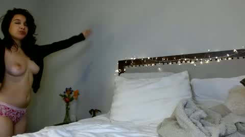 cicithesweetest online show from February 2026 12:01:01 PM