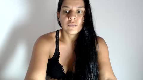 Snapshot of cielonoir04 chatting on June 2026 09:48:01 PM Cielo Noir online show from June 2026 09:48:01 PM