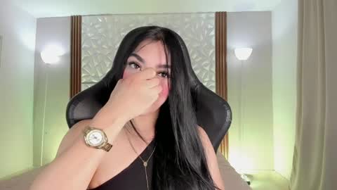 Snapshot of cieloo_ chatting on March 2026 09:10:01 PM CIELO online show from March 2026 09:10:01 PM