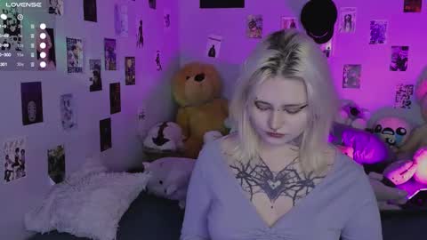 Helen and Teya online show from November 2025 10:48:02 AM