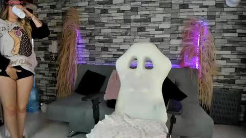 Snapshot of ciindy_lovee chatting on October 2025 04:05:02 PM Ciindy Lovers online show from October 2025 04:05:02 PM