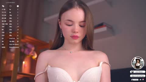 Snapshot of cinacandy chatting on October 2025 05:21:02 PM L online show from October 2025 05:21:02 PM