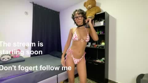Snapshot of cinamon_kingdom chatting on July 2026 02:20:01 PM Luna and Sebas online show from July 2026 02:20:01 PM
