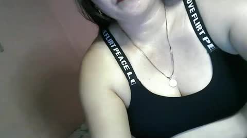 Snapshot of cindy_hot23 chatting on February 2025 08:06:01 AM cindy_hot23 online show from February 2025 08:06:01 AM