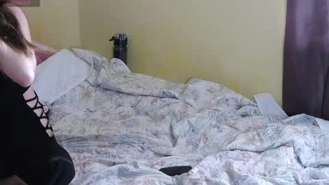 Cindy online show from April 2026 06:19:01 AM