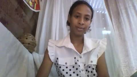 Snapshot of cindyx69q chatting on November 2025 07:43:01 AM cindyx69q online show from November 2025 07:43:01 AM