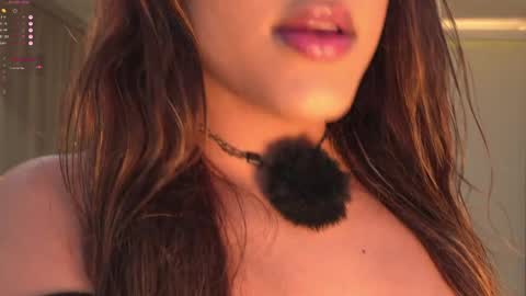 cinnamon__criss online show from April 2026 11:27:01 PM