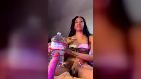 cinnamonbunniiii online show from July 2026 11:50:02 PM