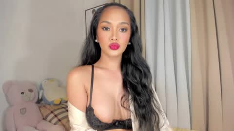 Snapshot of cinnamoncandy14 chatting on April 2026 10:39:01 AM Ask me online show from April 2026 10:39:01 AM