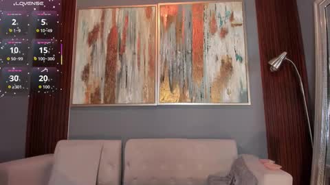 Cintia online show from September 2025 12:08:02 PM