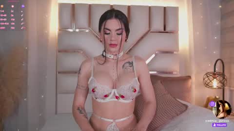 Cinthia online show from February 2026 05:01:02 AM