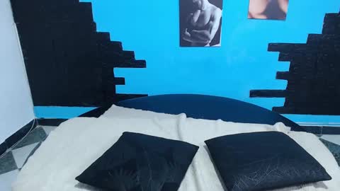 Cinthya online show from October 2025 06:18:02 PM