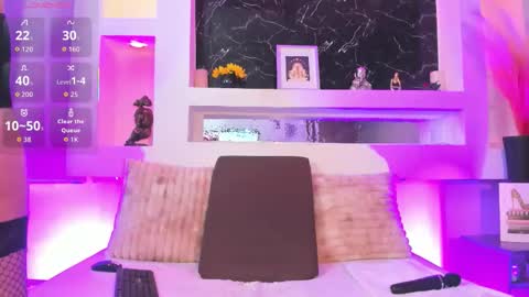 Cinthya  online show from March 2026 12:41:01 PM