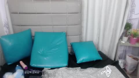 cintia_leon online show from September 2025 08:20:02 PM