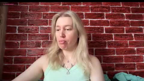 citrusblissss online show from November 2025 02:13:02 AM