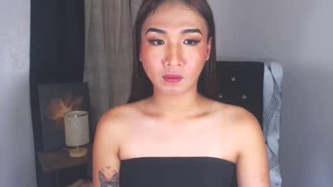 Snapshot of cjhotfucker chatting on February 2025 04:28:02 AM CJ online show from February 2025 04:28:02 AM