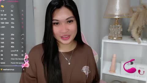CLAIRE online show from June 2026 07:00:02 AM
