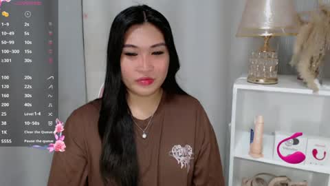 CLAIRE online show from June 2026 06:05:02 PM