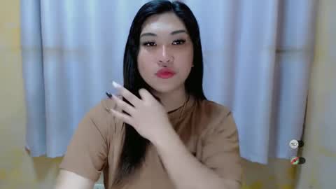 CLAIRE online show from January 2025 01:41:02 PM