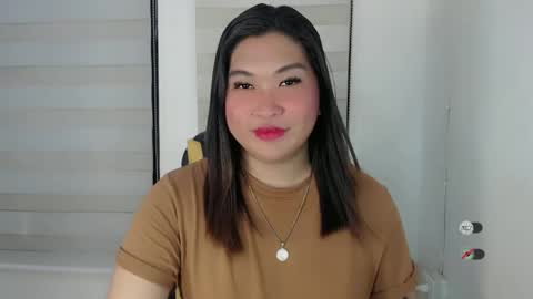 CLAIRE online show from February 2025 08:15:02 AM