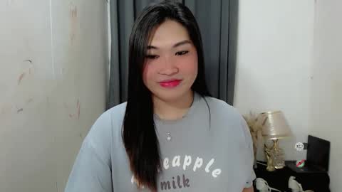 CLAIRE online show from October 2025 10:45:01 AM