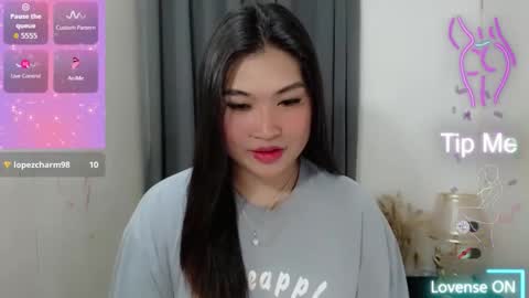 CLAIRE online show from October 2025 05:29:02 AM