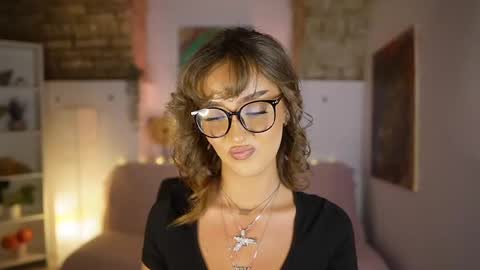 Clara smile online show from February 2025 10:15:02 PM