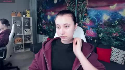 clarabenson online show from September 2025 06:07:01 PM