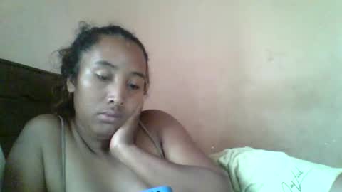 Clarah0123 online show from November 2025 11:24:01 AM