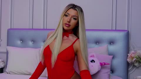 ClaraHazel online show from December 2024 04:44:01 AM