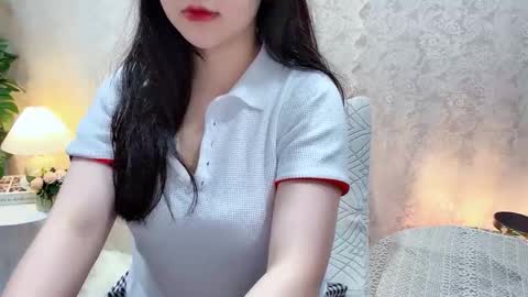 Snapshot of clari_yumi chatting on February 2026 01:36:01 AM Clari online show from February 2026 01:36:01 AM