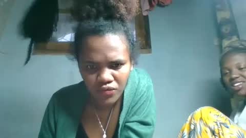 clarisse98 online show from October 2025 02:06:02 AM