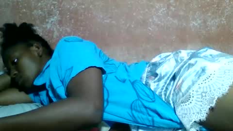 clarisse98 online show from April 2026 05:11:01 PM