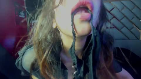 Snapshot of clarita_hills chatting on February 2026 10:55:01 PM Clarita hill online show from February 2026 10:55:01 PM