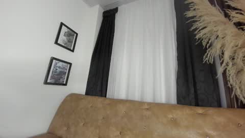 Snapshot of clarita_hills chatting on March 2026 08:04:02 PM Clarita hill online show from March 2026 08:04:02 PM