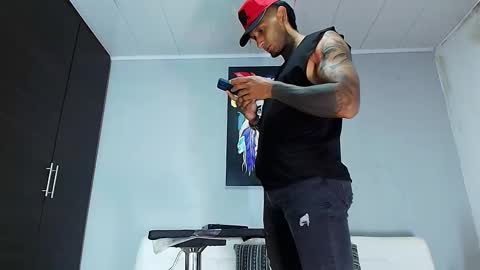 Juanpaindependent model online show from March 2025 12:17:01 PM