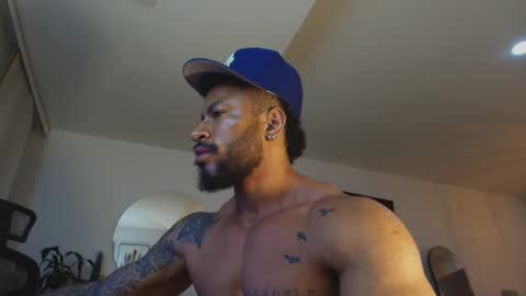 Snapshot of clark_strong chatting on May 2026 01:13:01 AM clark_strong online show from May 2026 01:13:01 AM
