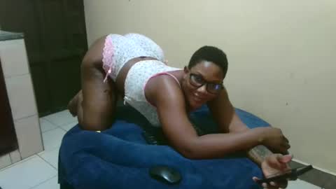 Snapshot of classyhornybabe chatting on January 2025 12:41:01 AM Angel online show from January 2025 12:41:01 AM