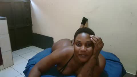 Snapshot of classyhornybabe chatting on January 2025 04:16:02 AM Angel online show from January 2025 04:16:02 AM