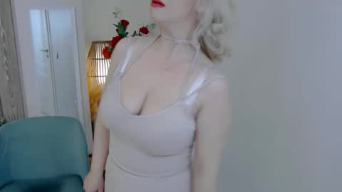 Classy Tinna online show from April 2026 05:32:01 AM