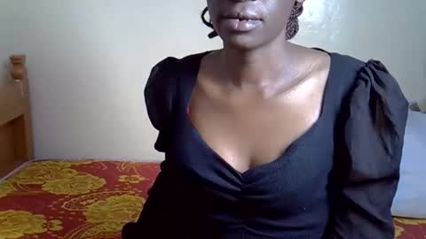 Snapshot of claudia_b chatting on January 2026 06:24:02 PM claudia_b online show from January 2026 06:24:02 PM