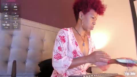 Anastasia Owen online show from September 2025 08:20:01 PM
