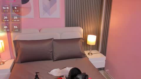 clauwdeen  wolf online show from December 2025 08:02:01 PM