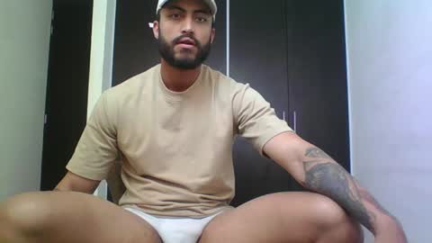 Snapshot of claybrown_ chatting on May 2026 12:00:02 PM Clay online show from May 2026 12:00:02 PM