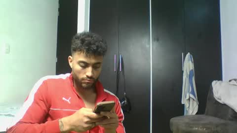 Snapshot of claybrown_ chatting on May 2026 02:18:02 AM Clay online show from May 2026 02:18:02 AM