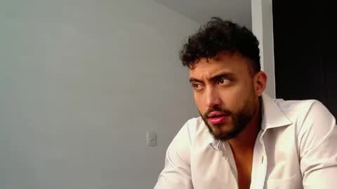 Snapshot of claybrown_ chatting on June 2026 02:08:02 PM Clay online show from June 2026 02:08:02 PM
