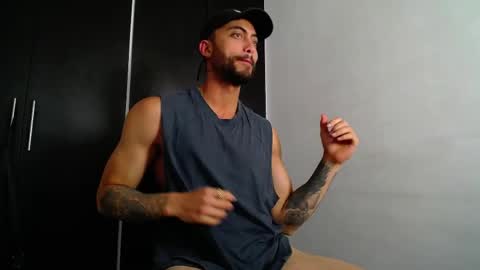 Snapshot of claybrown_ chatting on June 2026 12:21:02 PM Clay online show from June 2026 12:21:02 PM