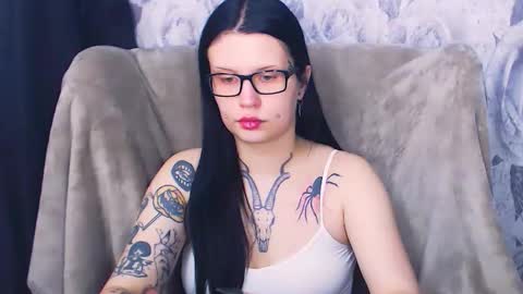 CleaDark online show from April 2026 07:11:02 PM